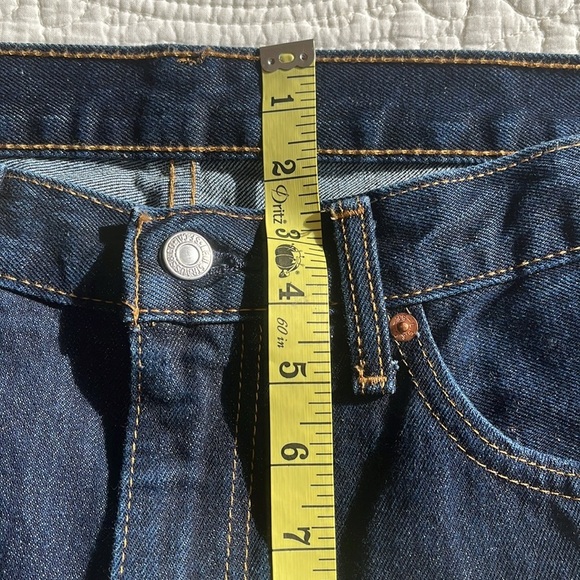 Levi Strauss 505 Denim Jeans Men’s 35 W X 32 L Dark Blue Wash Roomy Fit Classic - Picture 11 of 17